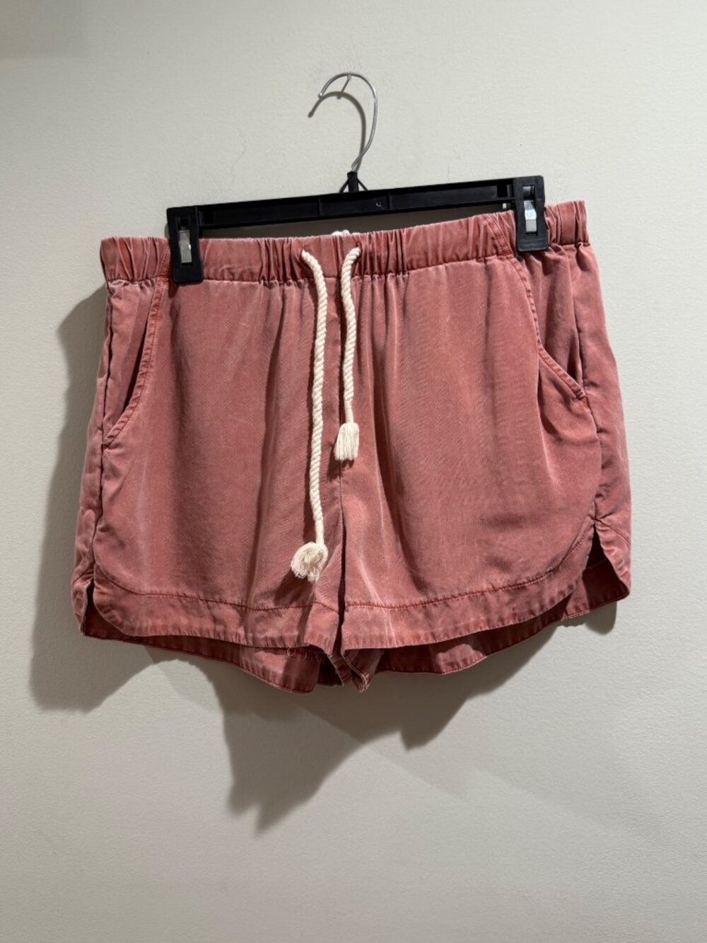 UpWest Women's All-Around RedSilky Tencel Drawstring Shorts Size Medium